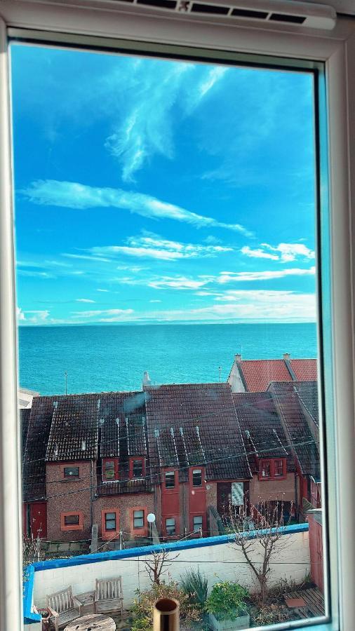 Two Bedroom Flat With Sea Views! East Wemyss Exterior foto